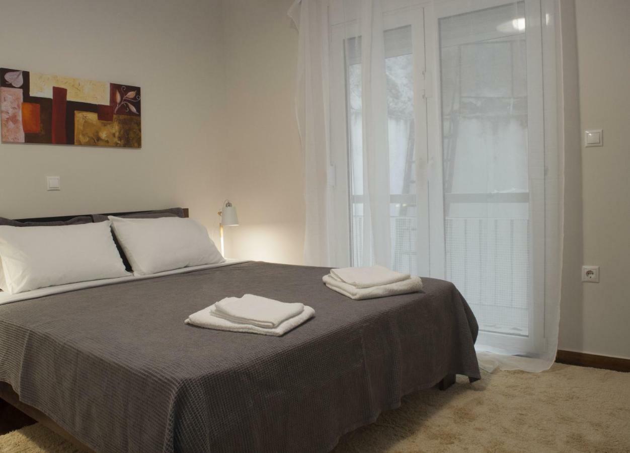 Modern Apartment, Excellent And Vibrant Location!! Athen Eksteriør bilde